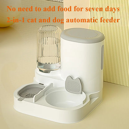 Automatic cat feeder